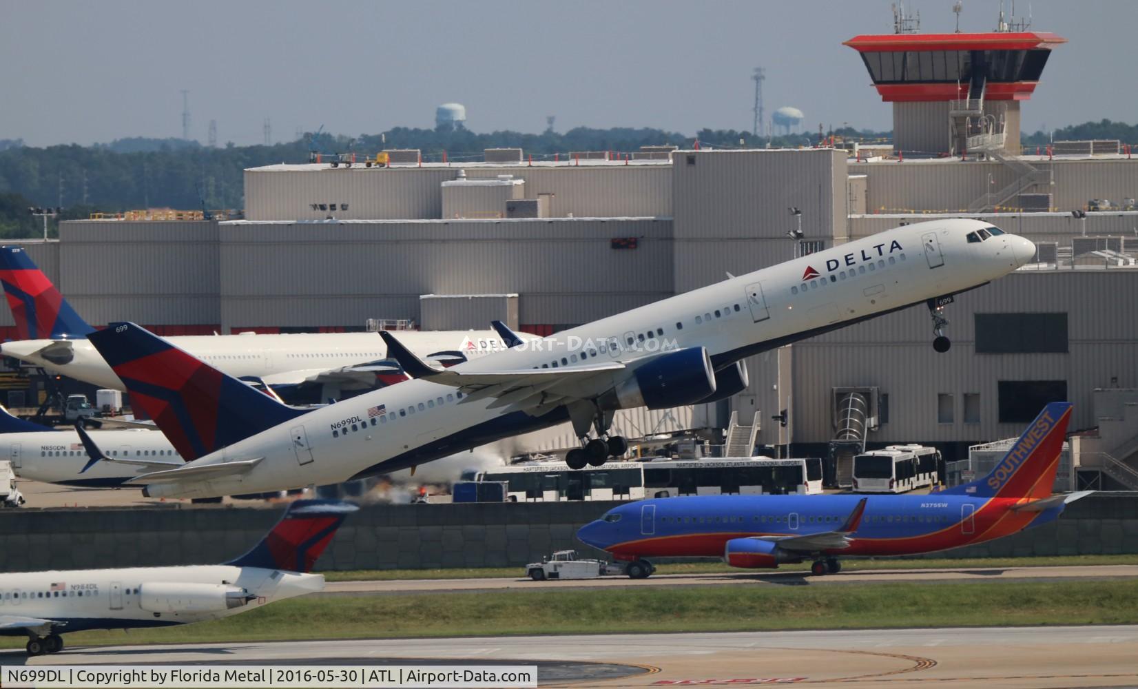N699DL, 1999 Boeing 757-232 C/N 29970, Delta