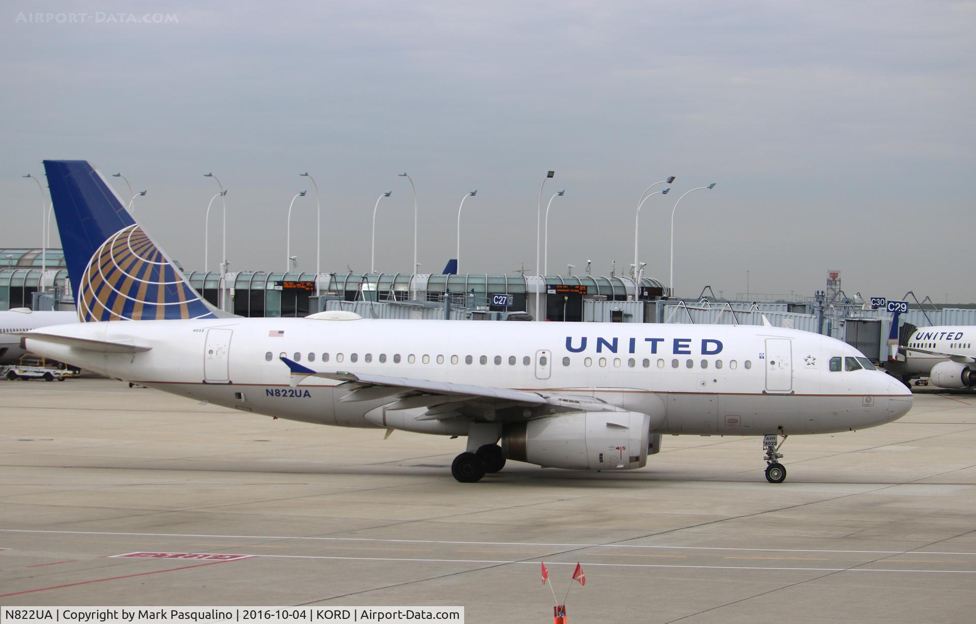 N822UA, 1998 Airbus A319-131 C/N 948, Airbus A319