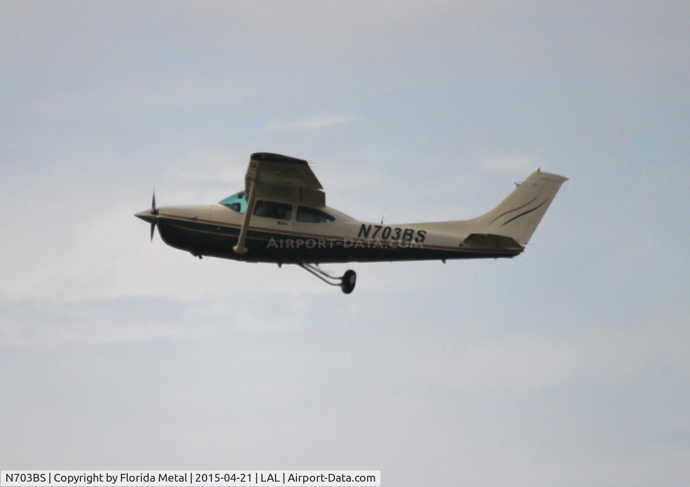 N703BS, Cessna R182 Skylane RG C/N R18201930, Cessna R182