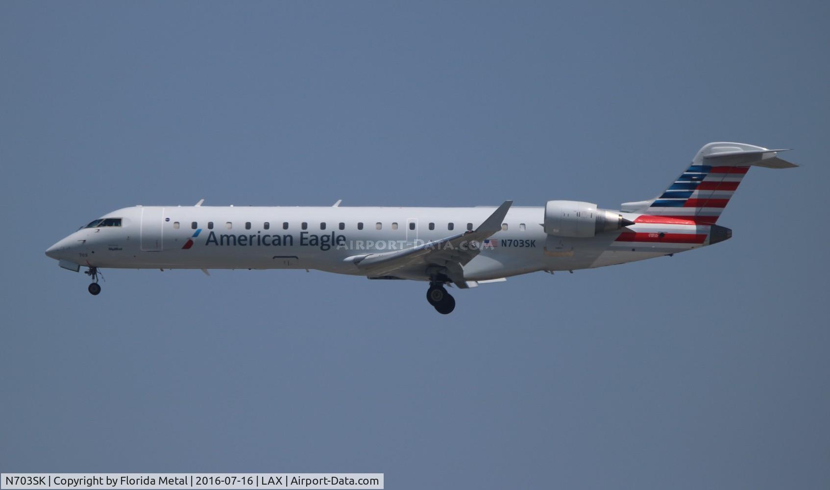 N703SK, 2004 Bombardier CRJ-701ER (CL-600-2C10) Regional Jet C/N 10139, Skywest American Eagle