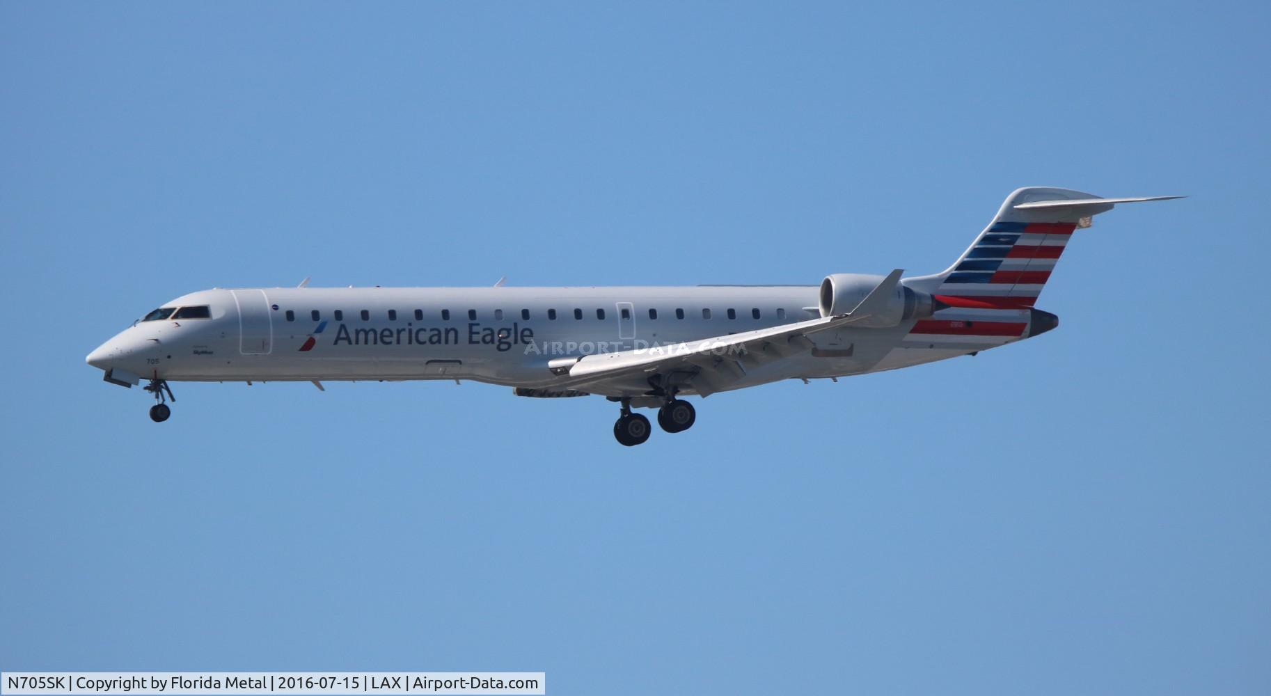 N705SK, 2004 Bombardier CRJ-701 (CL-600-2C10) Regional Jet C/N 10145, American Eagle