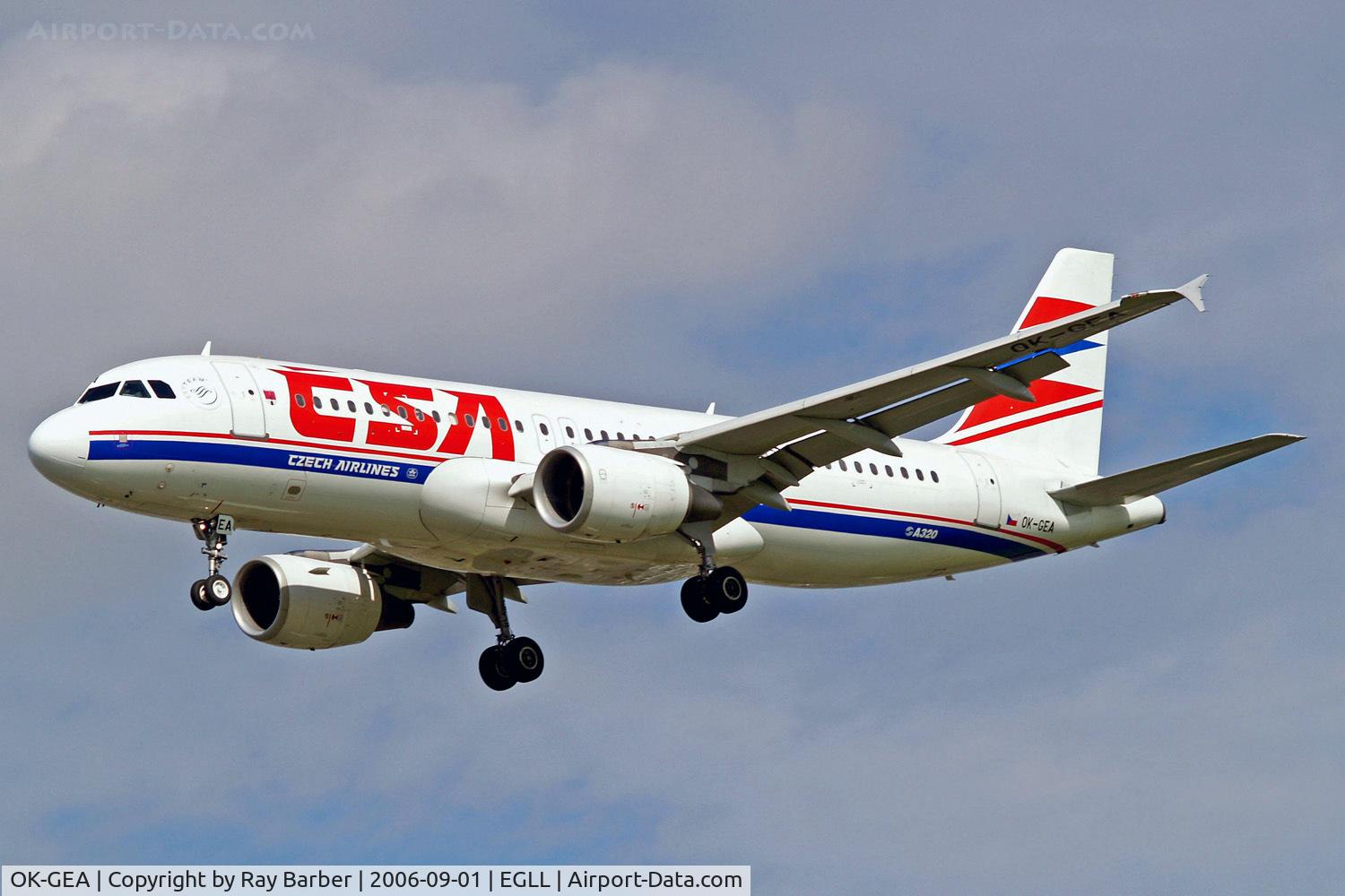 OK-GEA, 2001 Airbus A320-214 C/N 1439, Airbus A320-214 [1439] (CSA Czech Airlines) Heathrow~G 01/09/2006. On finals 27L.. Former scheme.