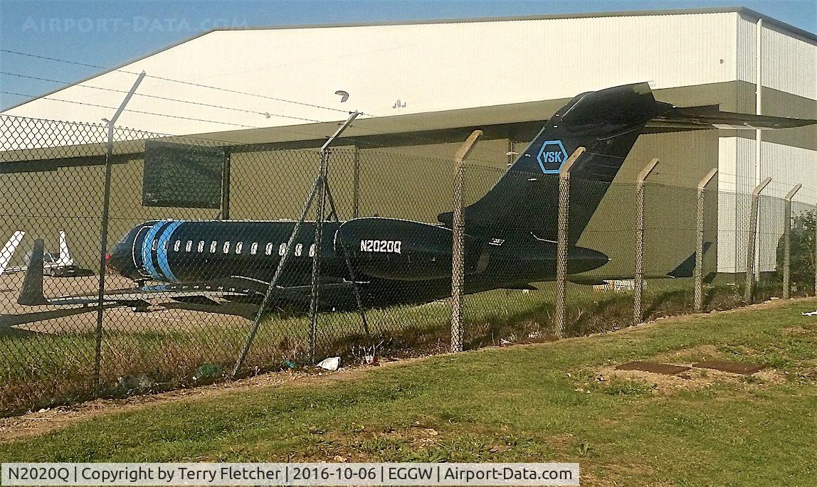N2020Q, 2015 Bombardier BD-700-1A10 Global 6000 C/N 9685, At Luton Airport in the UK