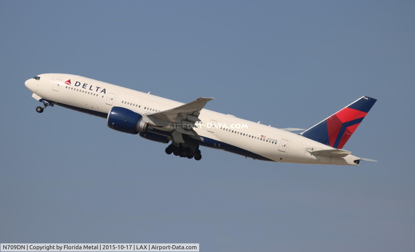 N709DN, 2010 Boeing 777-232/LR C/N 40559, Delta