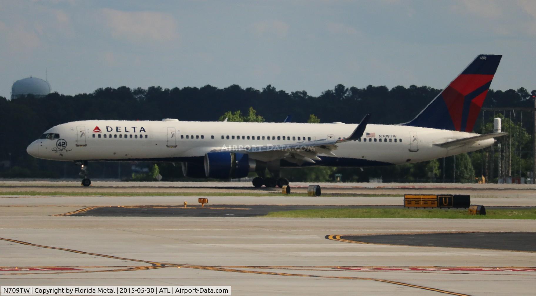 N709TW, 1997 Boeing 757-2Q8 C/N 28168, Delta