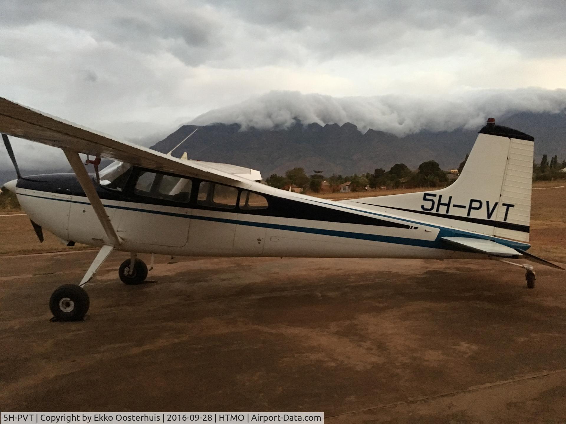 5H-PVT, Cessna 185 Skywagon C/N 1546, At Morogoro airport Tanzania
