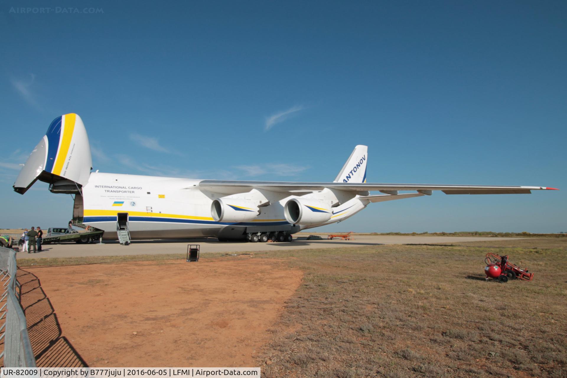 UR-82009, 1987 Antonov An-124-100M-150 Ruslan C/N 19530501007, at Istes
