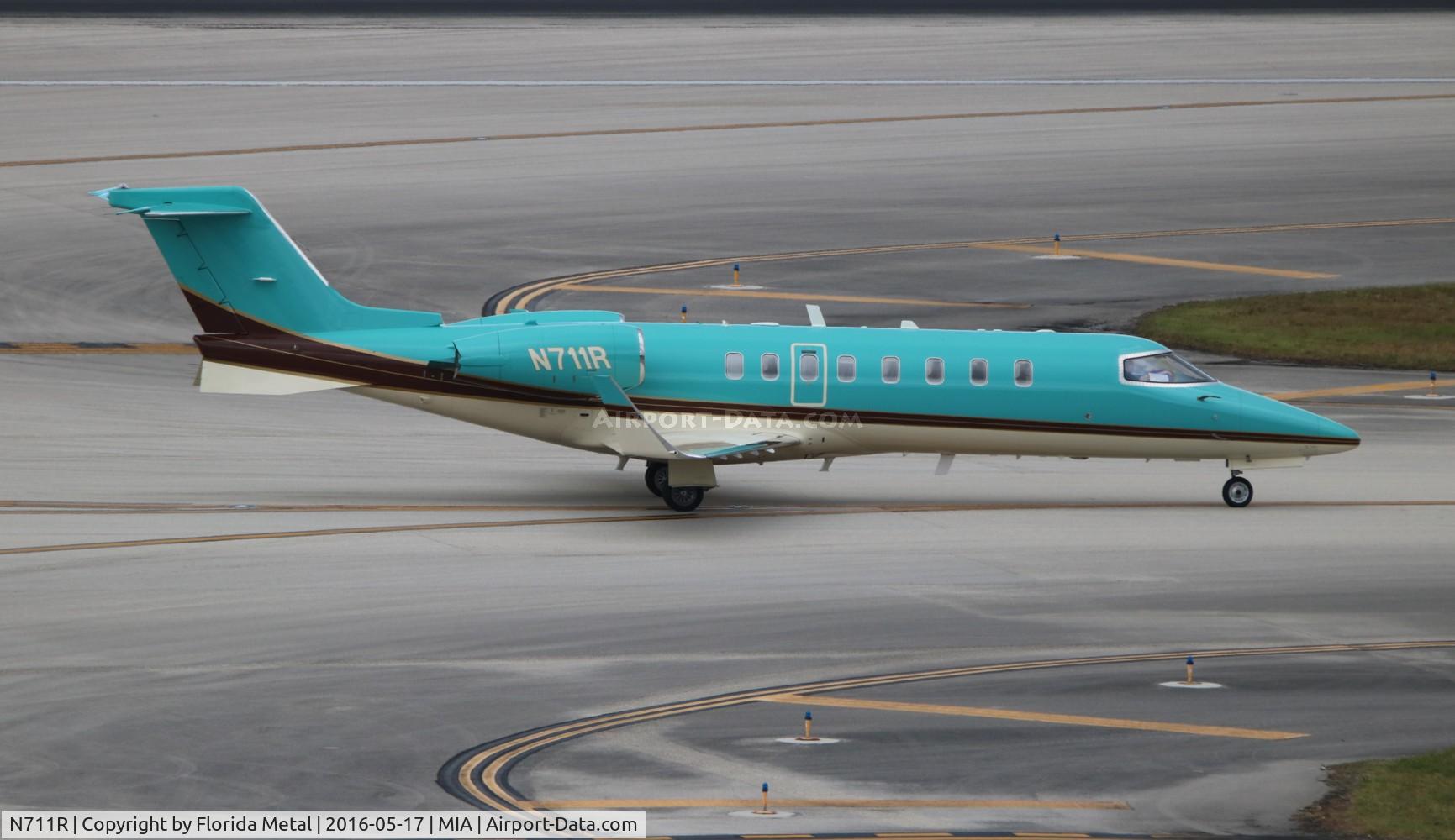 N711R, 1999 Learjet 45 C/N 049, Lear 45