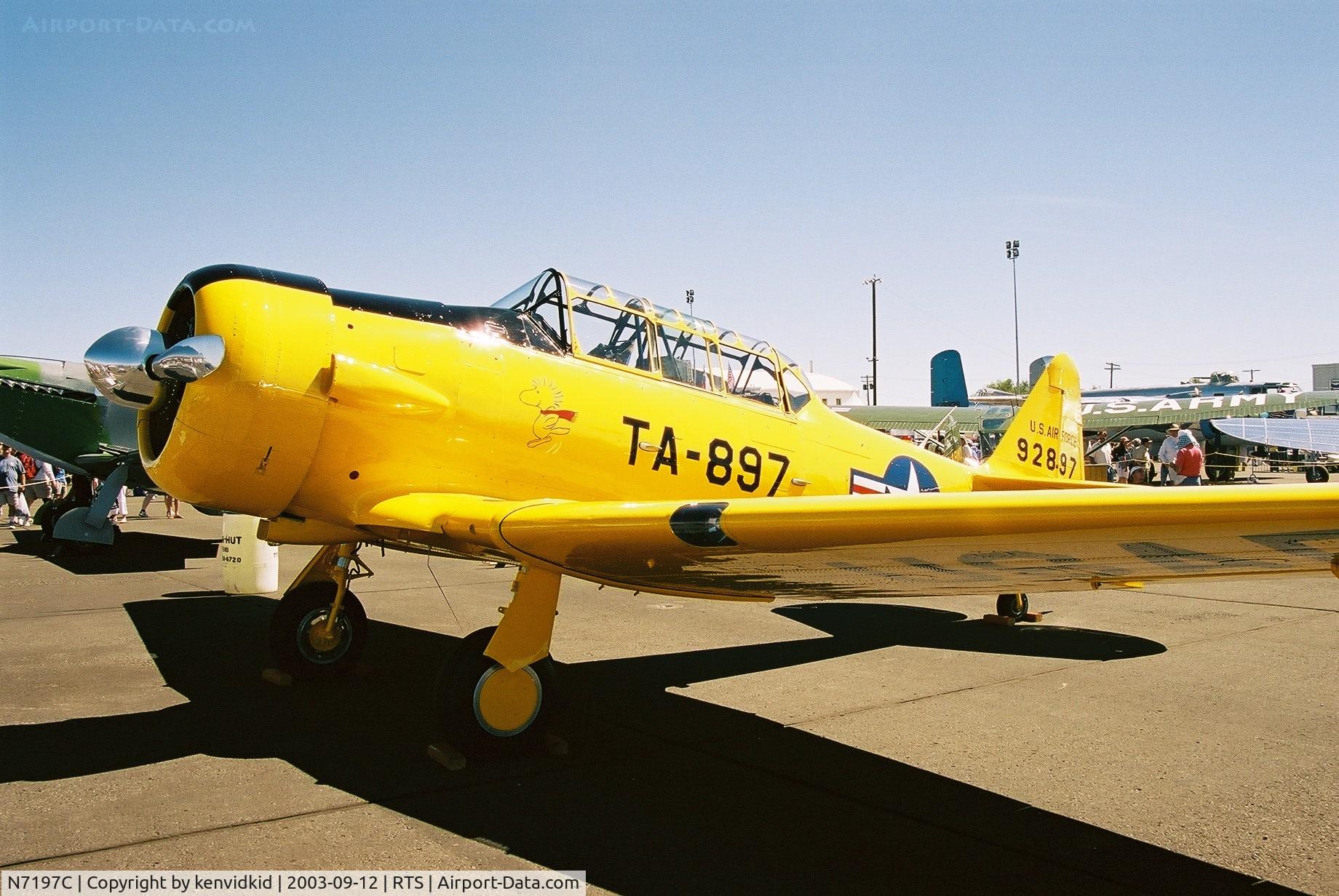 N7197C, 1946 North American T-6G Texan C/N 168-1, At the 2003 Reno Air Races.