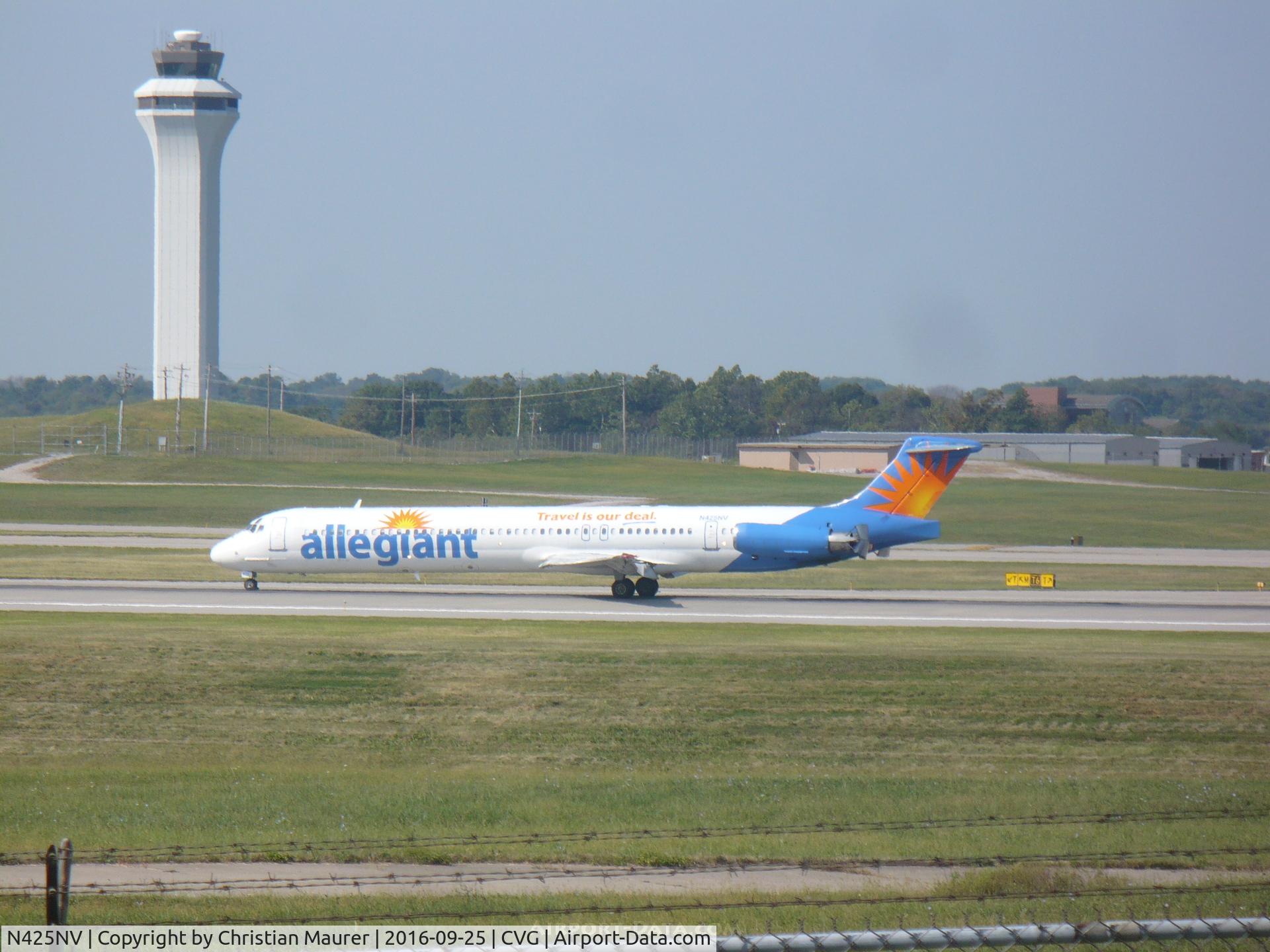 N425NV, 1986 McDonnell Douglas MD-82 (DC-9-82) C/N 49438, MD-82