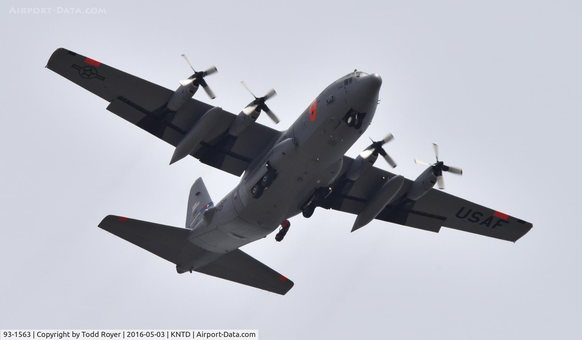 93-1563, 1993 Lockheed C-130H Hercules C/N 382-5367, Inbound to KNTD after a training mission