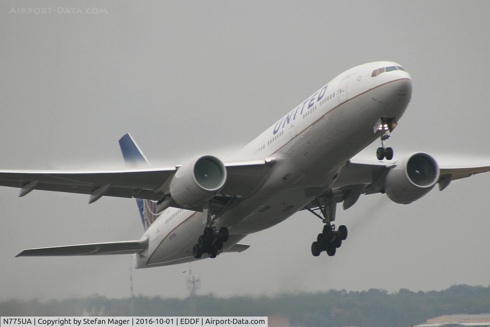 N775UA, 1995 Boeing 777-222 C/N 26947, United B777-200 @FRA