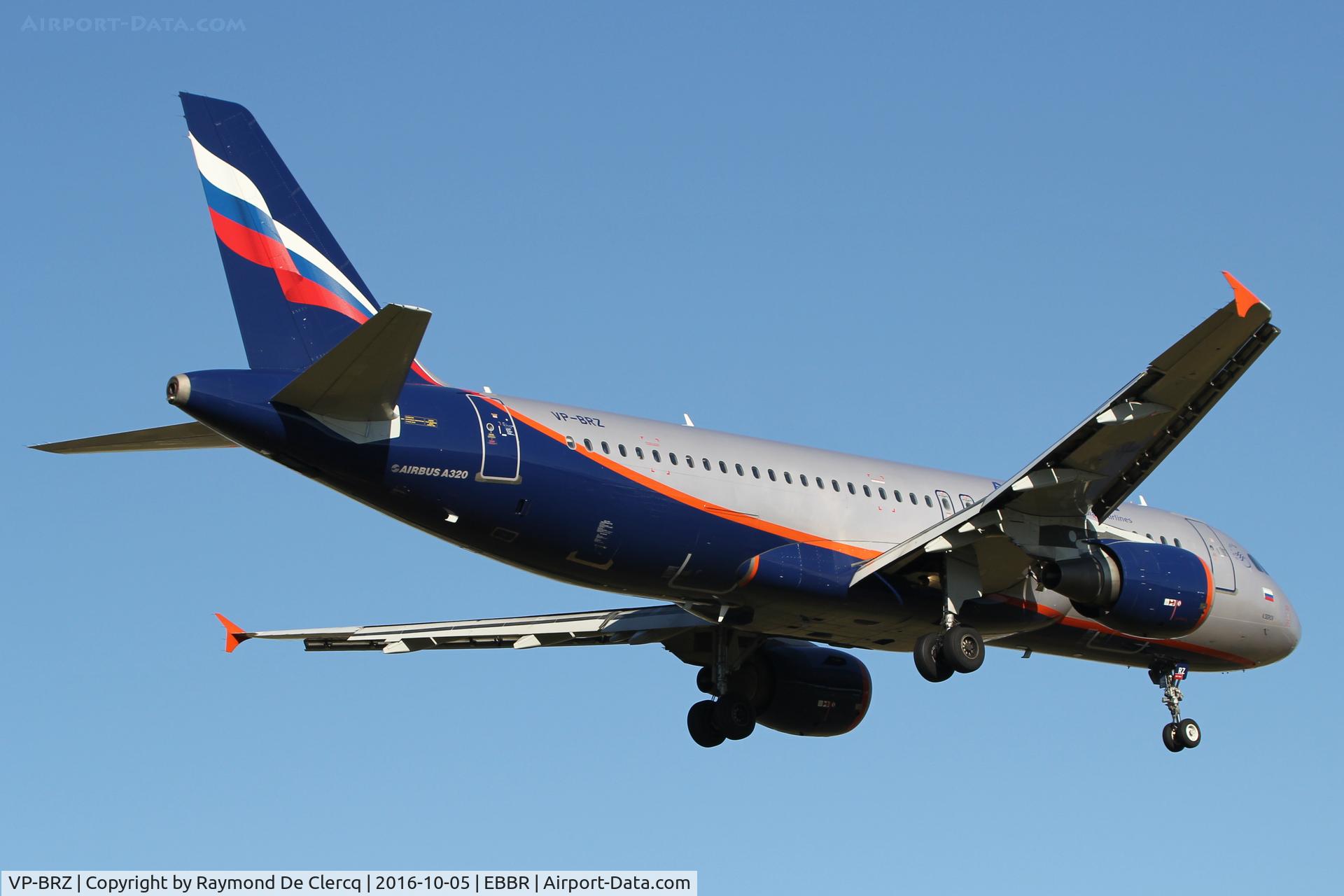 VP-BRZ, 2007 Airbus A320-214 C/N 3157, Short final rwy 01.