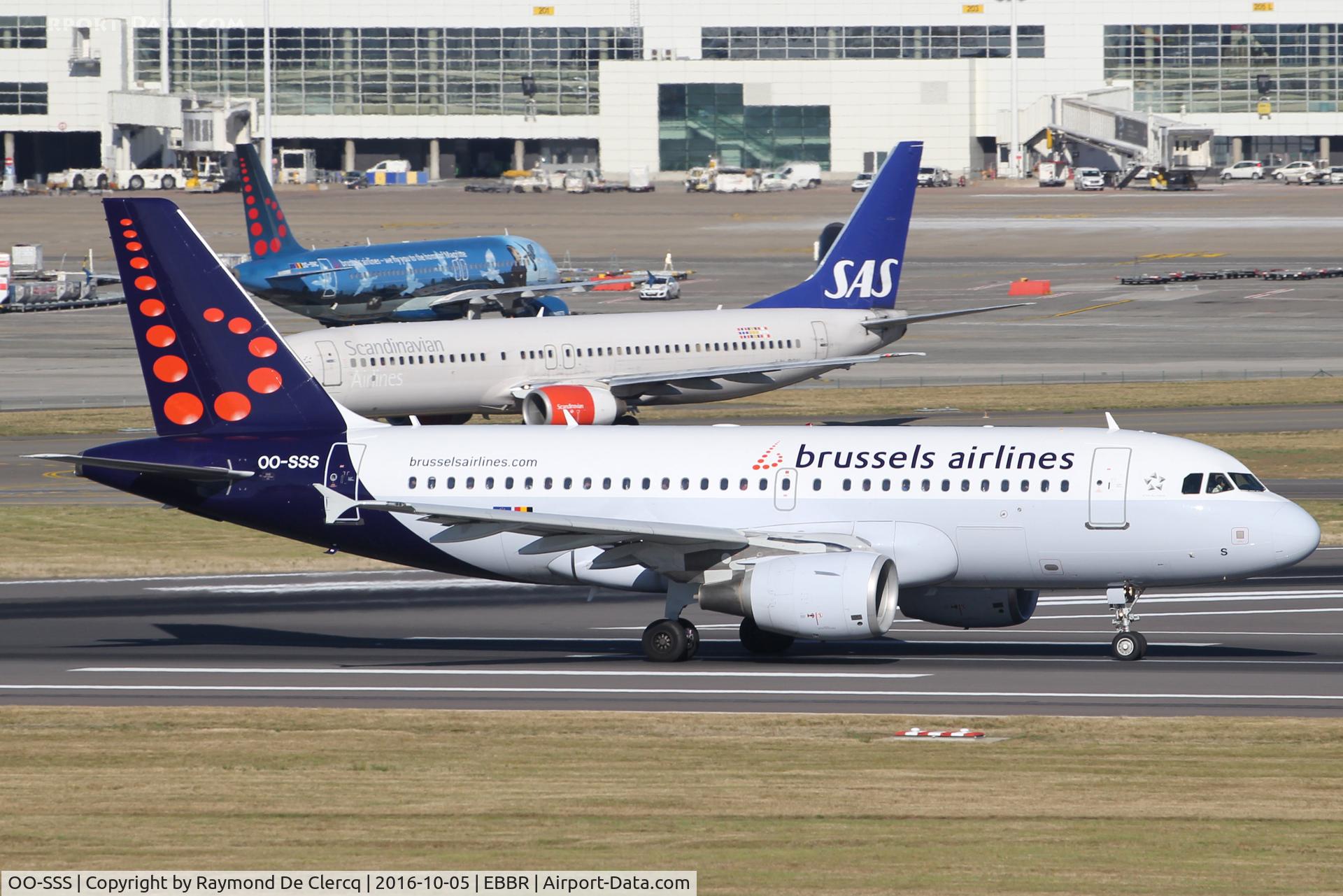 OO-SSS, 2003 Airbus A319-111 C/N 2030, Take off from rwy 07R.