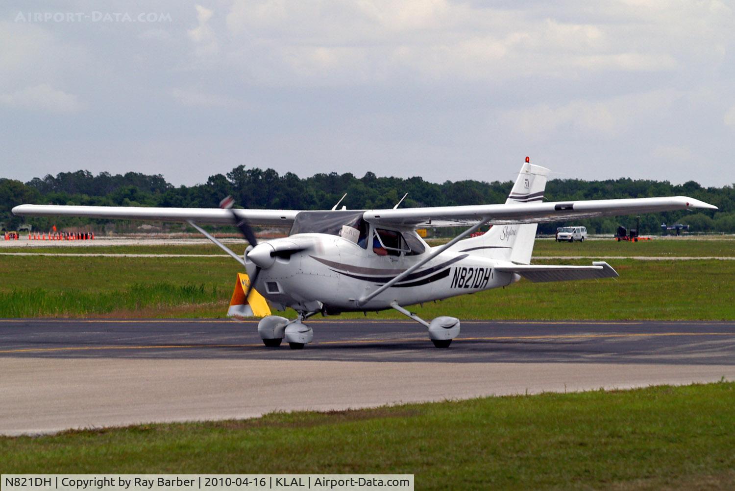 N821DH, 2000 Cessna 182S Skylane C/N 18280710, Cessna 182S Skylane [182-80710] Lakeland-Linder~N 16/04/2010