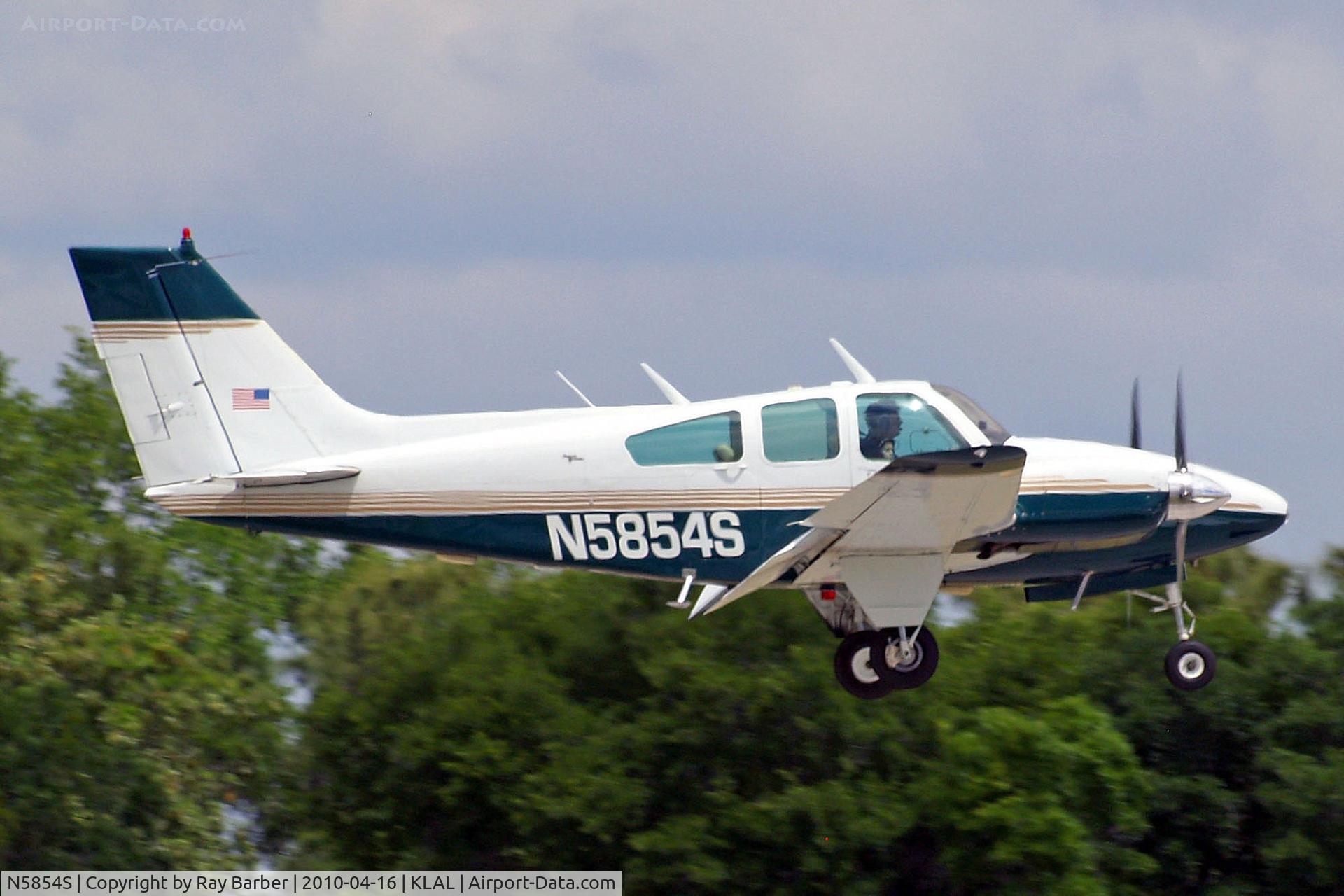 N5854S, 1965 Beech 95-B55 (T42A) Baron C/N TC-846, Beech 95-B55 Baron [TC-846] Lakeland-Linder~N 16/04/2010