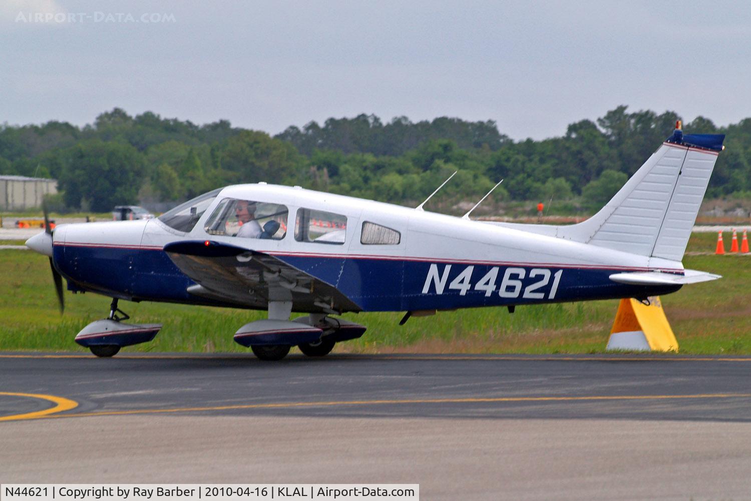 N44621, 1974 Piper PA-28-151 C/N 28-7415684, Piper PA-28-151 Cherokee Warrior [28-7415684] Lakeland-Linder~N 16/04/2010