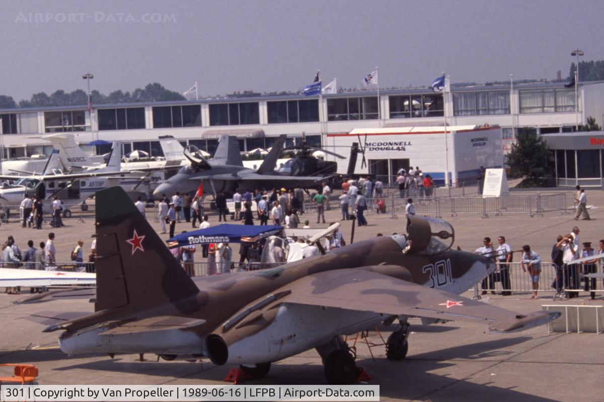 301, Sukhoi Su-25A C/N 25508110192, Sukhoi Su-25A Frogfoot of the Soviet Air Force at le Bourget, 1989