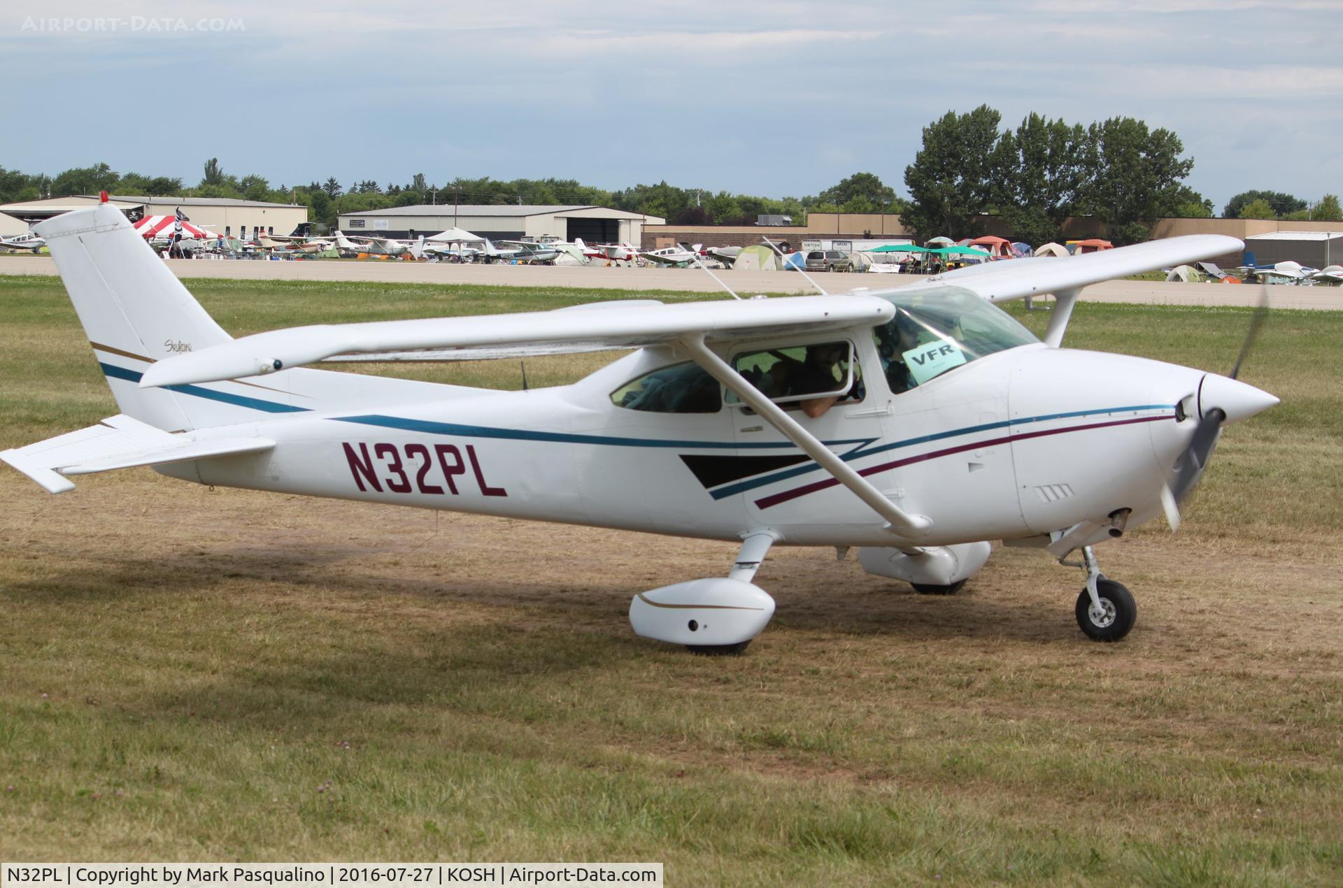 N32PL, 1980 Cessna 182Q Skylane C/N 18267595, Cessna 182Q