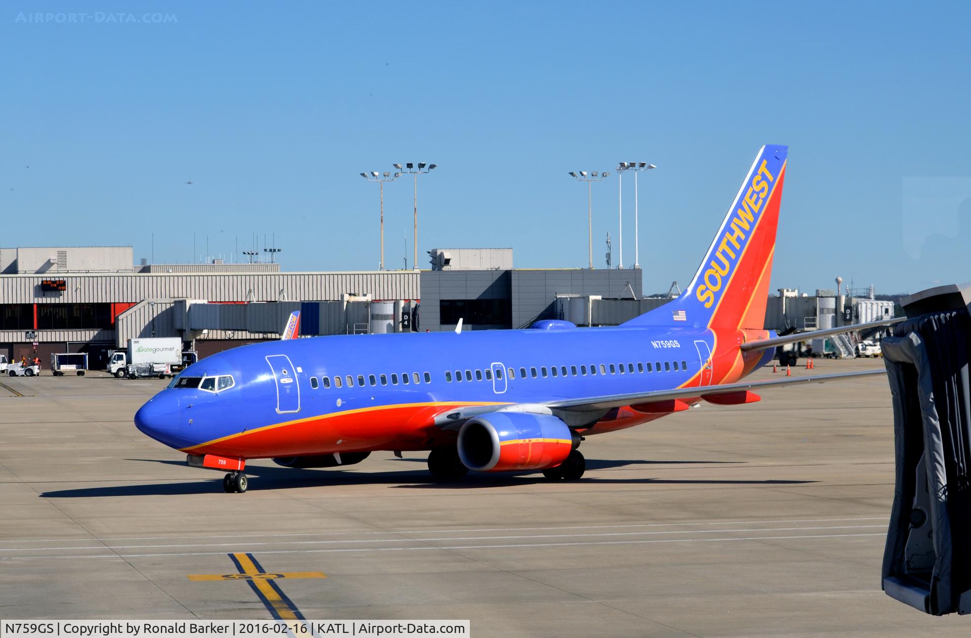 N759GS, 1999 Boeing 737-7H4 C/N 30544, Taxi ATL