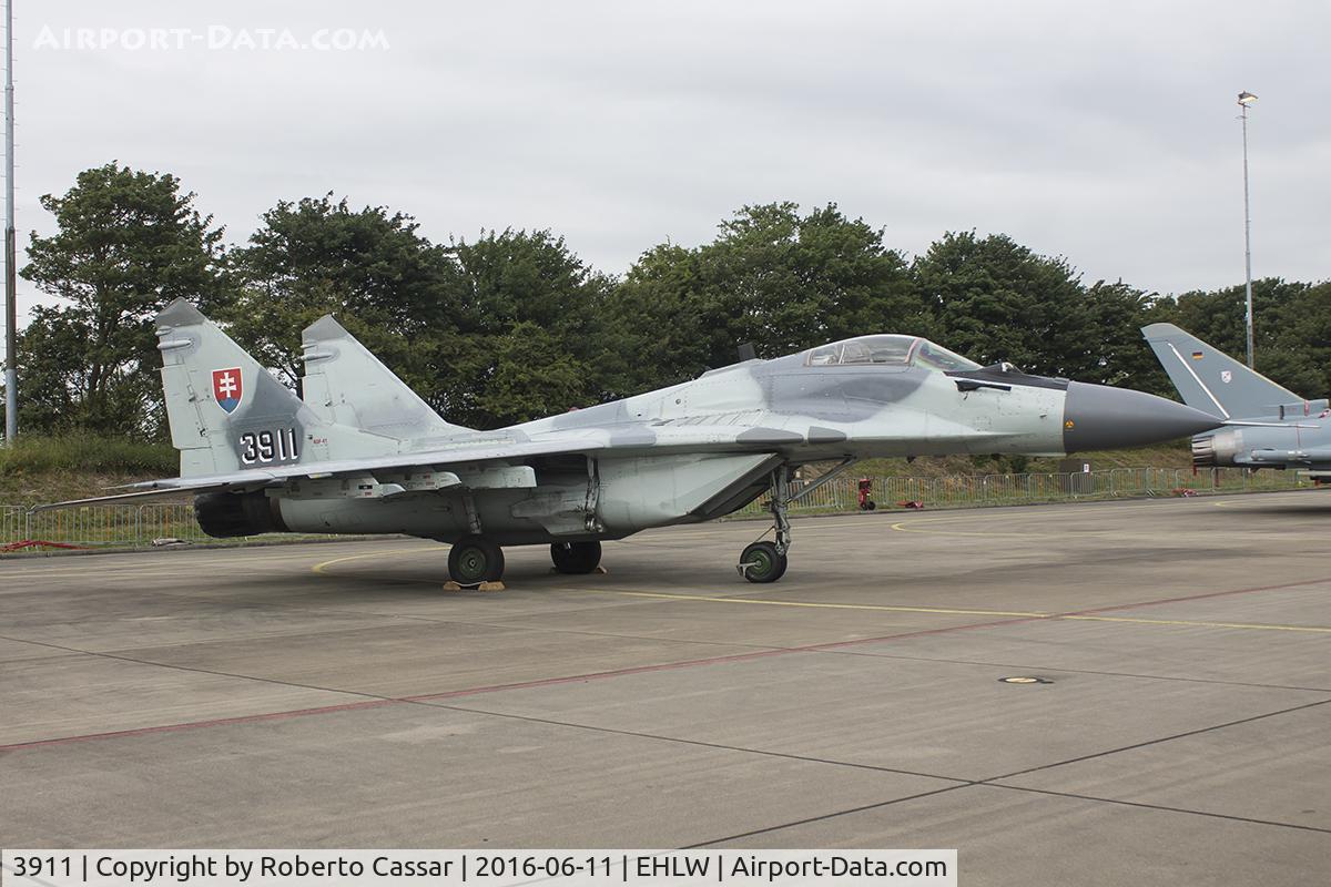 3911, Mikoyan-Gurevich MiG-29AS C/N 2960532039, Luchtmahdagen 2016