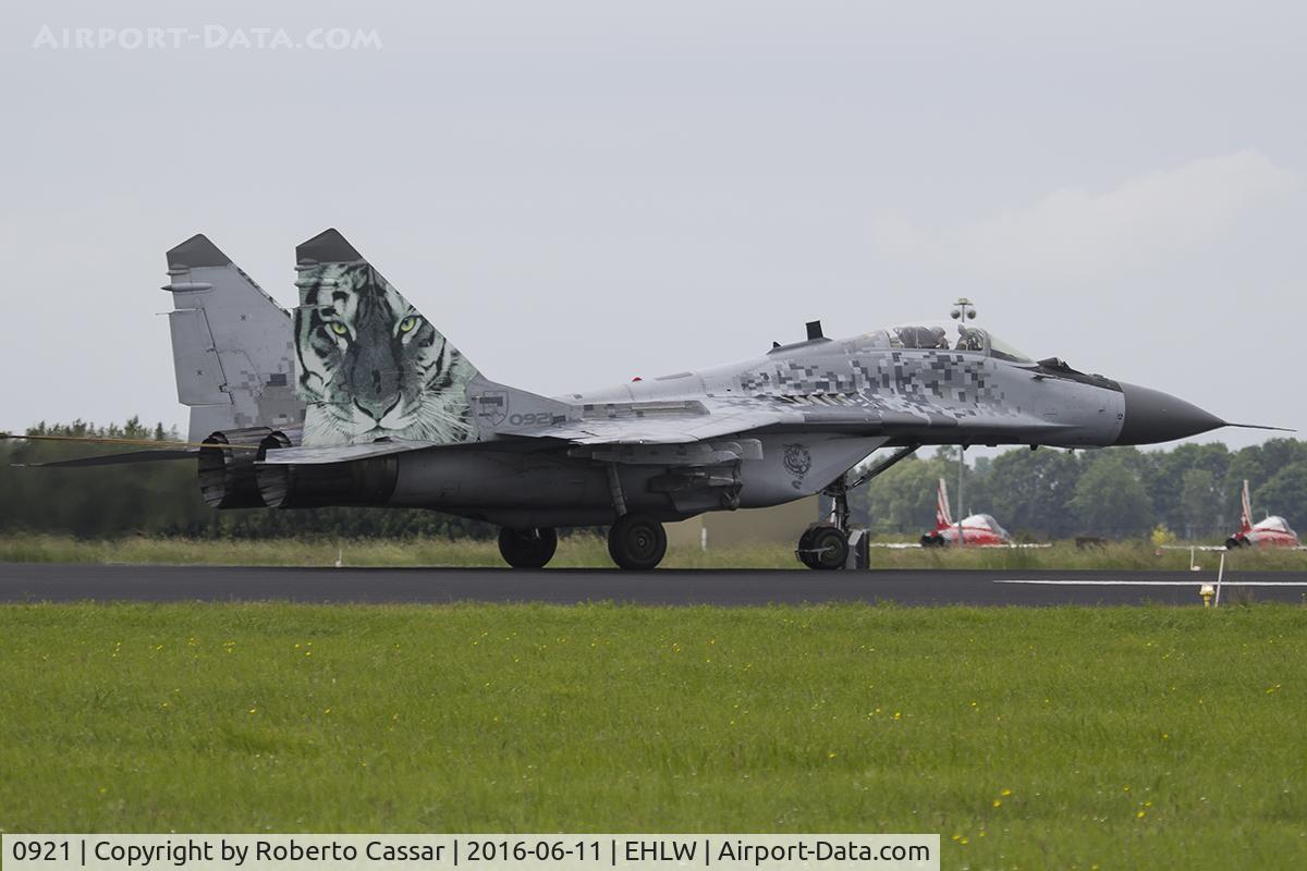 0921, Mikoyan-Gurevich MiG-29AS C/N 2960535409, Luchtmahdagen 2016