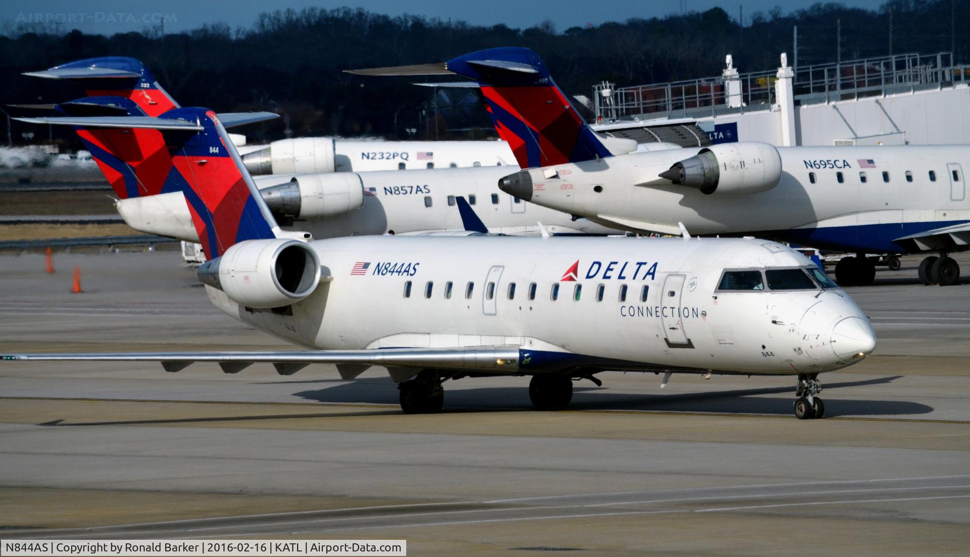 N844AS, 1999 Bombardier CRJ-200ER (CL-600-2B19) C/N 7317, Taxi ATL