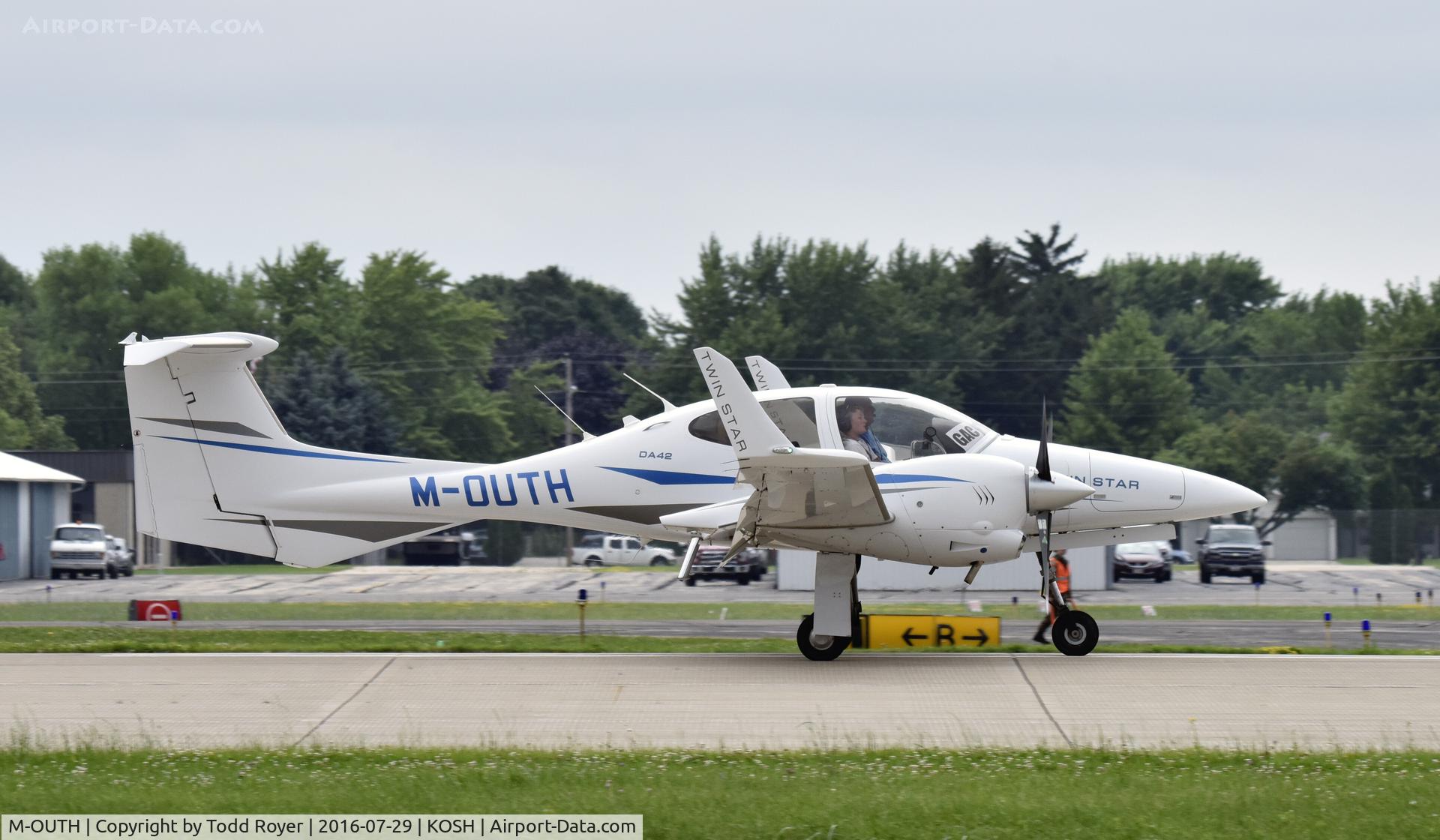 M-OUTH, 2007 Diamond DA-42 Twin Star C/N 42.AC082, Airventure 2016