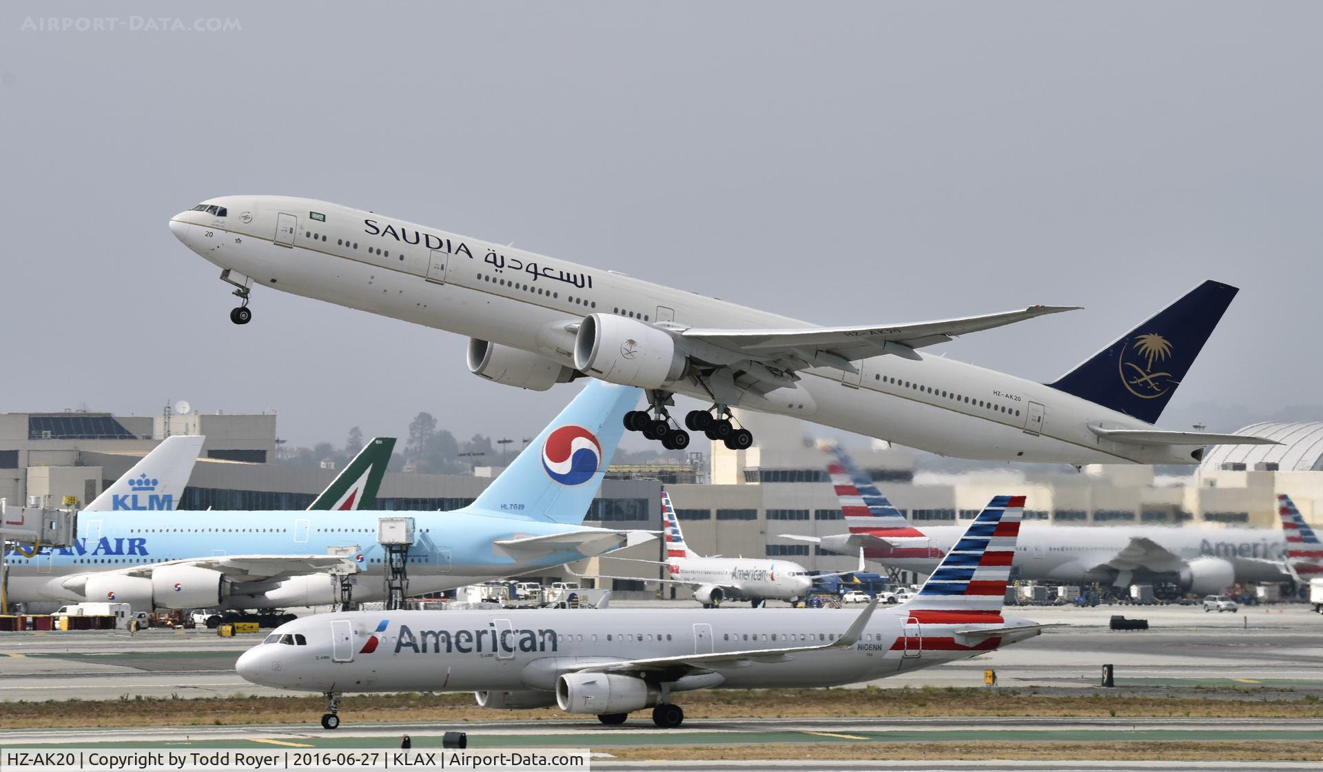 HZ-AK20, 2013 Boeing 777-368/ER C/N 41058, Departing LAX