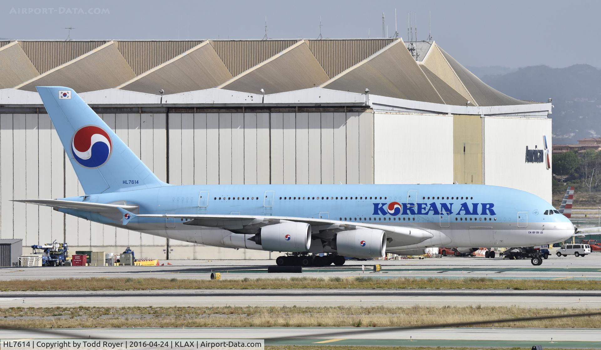 HL7614, 2011 Airbus A380-861 C/N 068, Taxiing at LAX