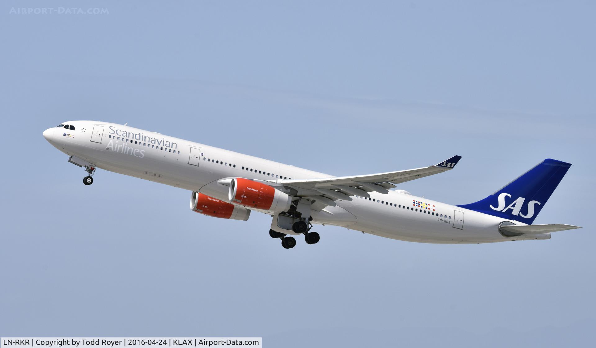 LN-RKR, 2015 Airbus A330-343E C/N 1660, Departing LAX