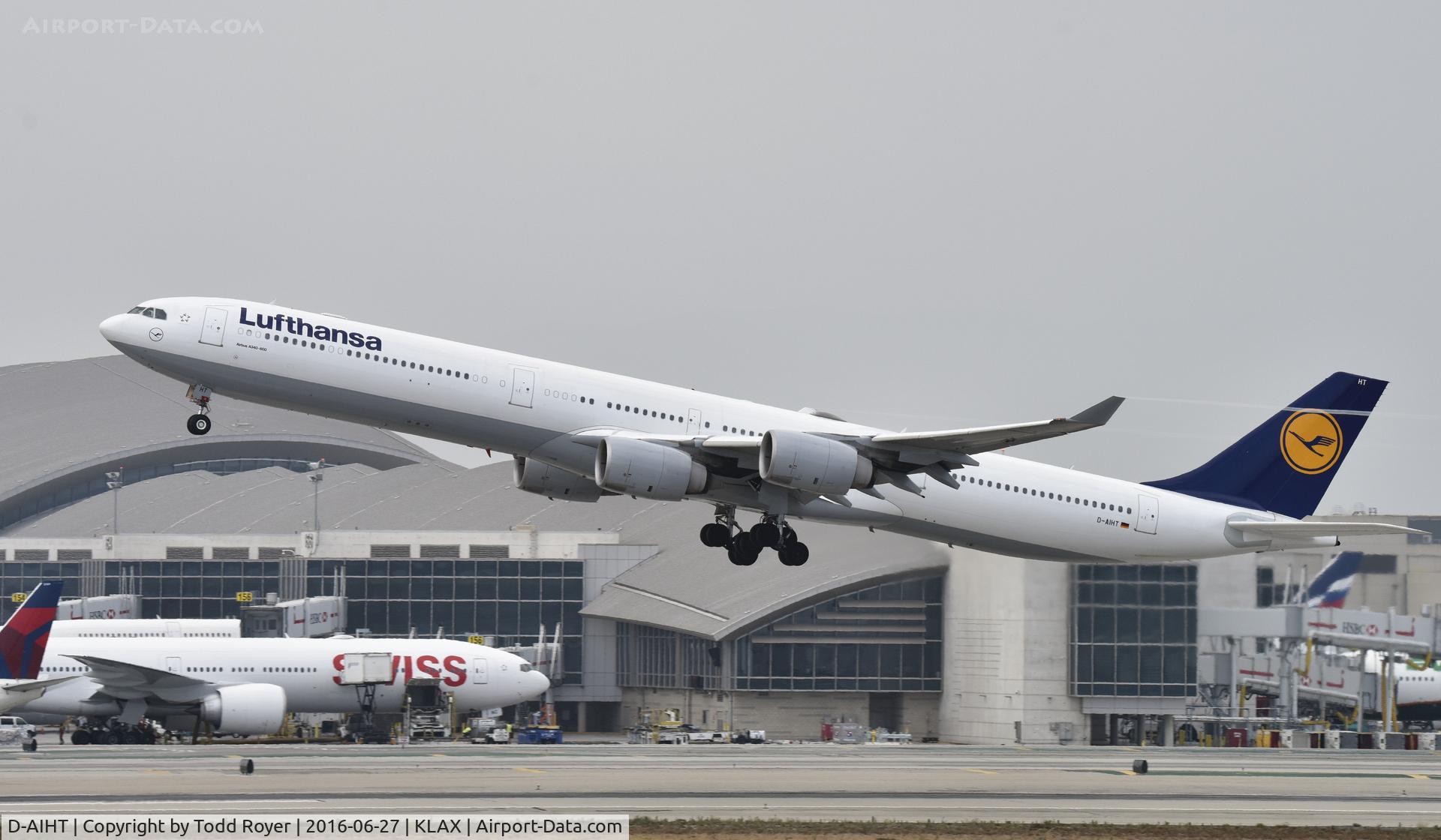 D-AIHT, 2008 Airbus A340-642 C/N 846, Departing LAX