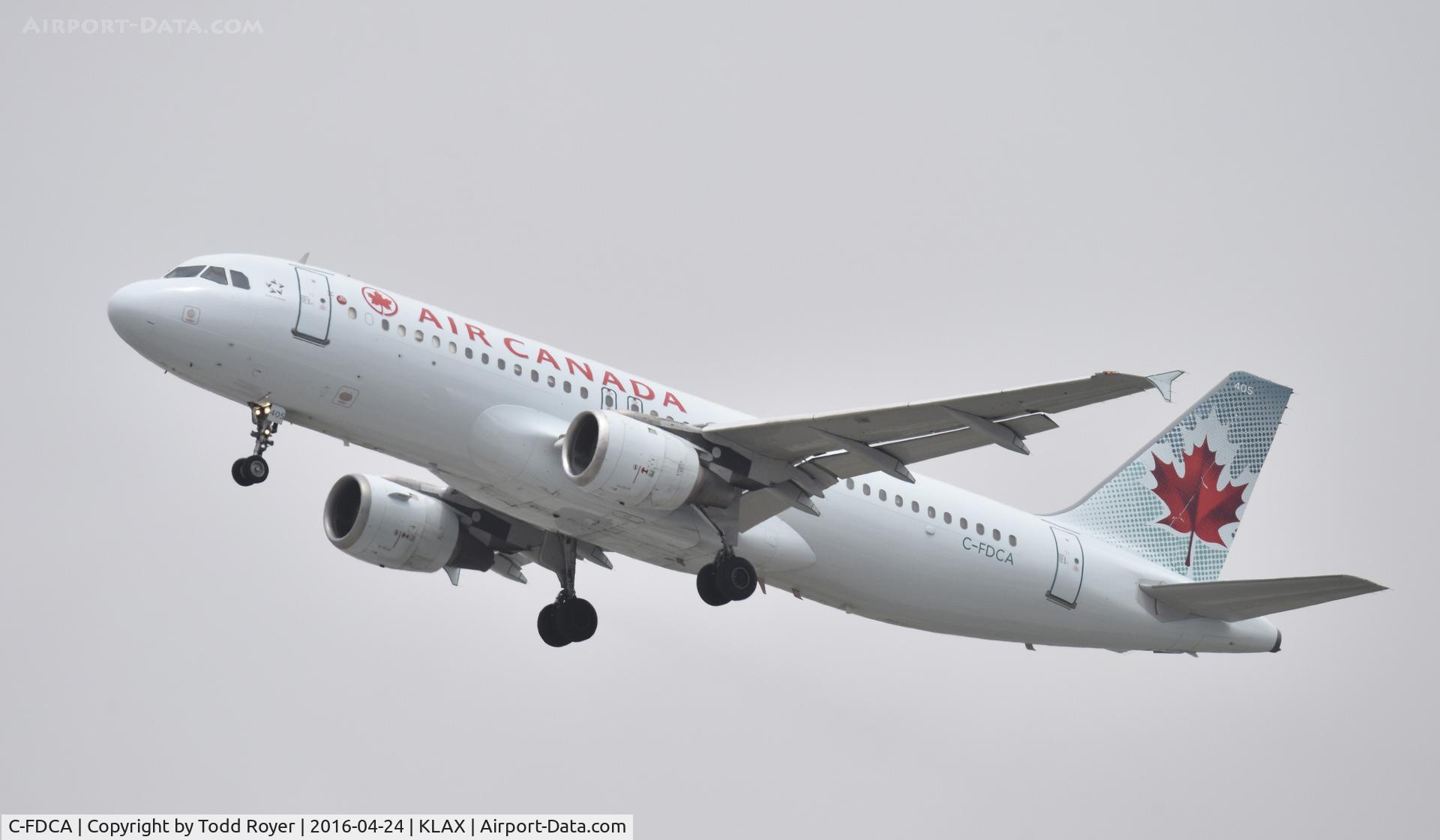 C-FDCA, 1991 Airbus A320-211 C/N 232, Departing LAX