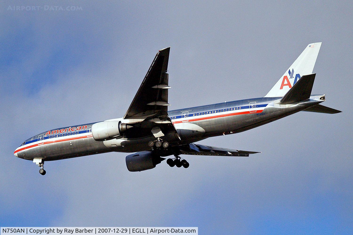 N750AN, 2001 Boeing 777-223 C/N 30259, Boeing 777-223ER [30259] (American Airlines) Home~G 29/12/2007. On approach 27R.