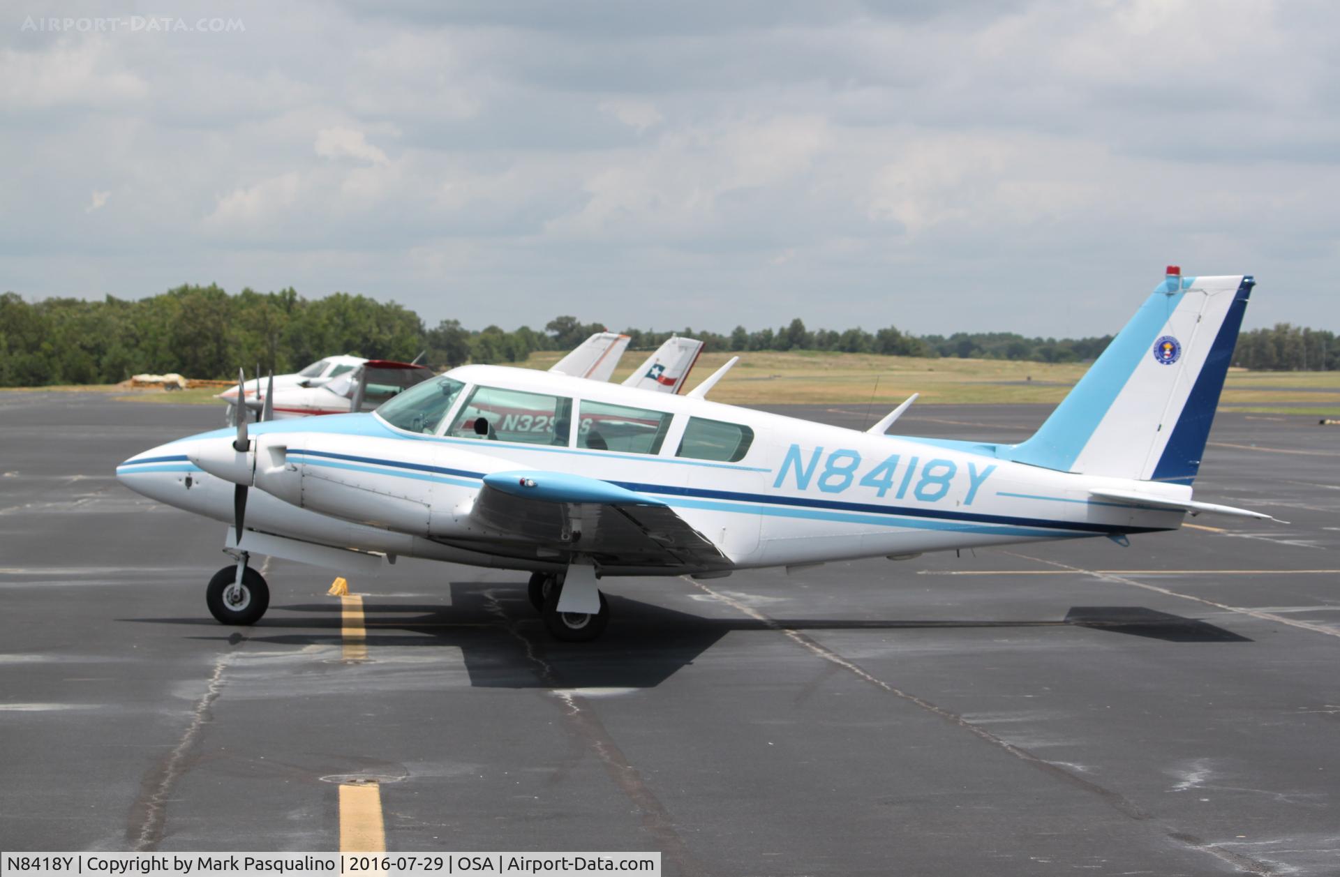 N8418Y, 1967 Piper PA-30 Twin Comanche C/N 30-1570, Piper PA-30
