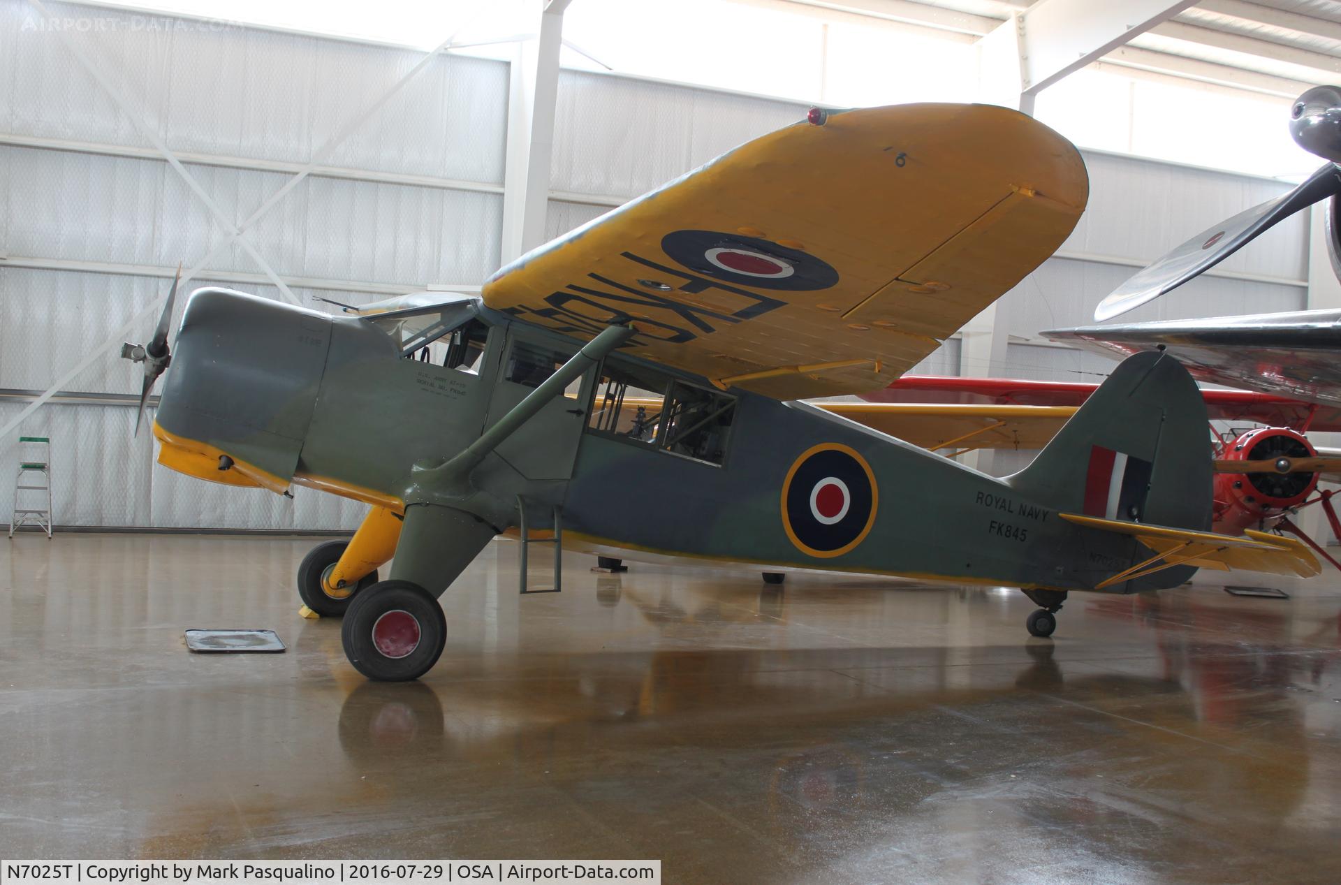 N7025T, 1942 Stinson/shacklette AT-19 C/N 77-32, Stinson AT-19