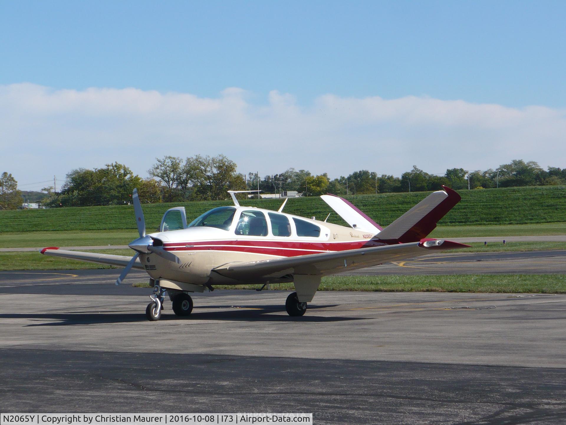 N2065Y, 1979 Beech V35B Bonanza C/N D-10211, V35B