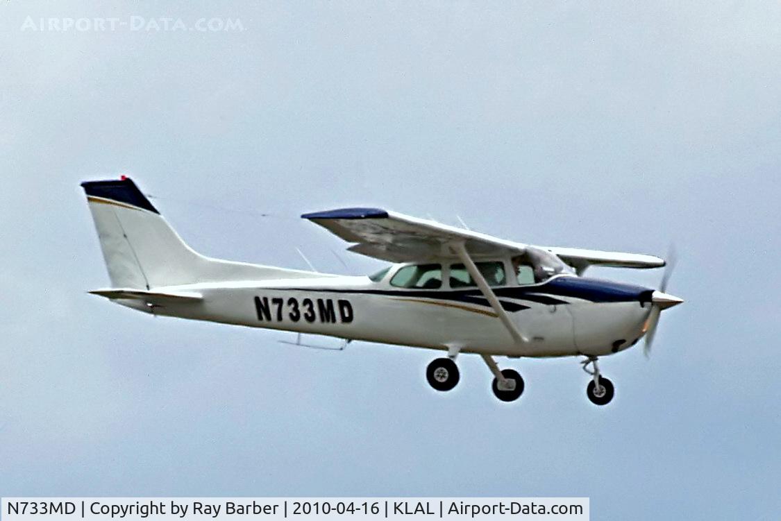 N733MD, 1976 Cessna 172N C/N 17268390, Cessna 172N Skyhawk [172-68390] Lakeland-Linder~N 16/04/2010