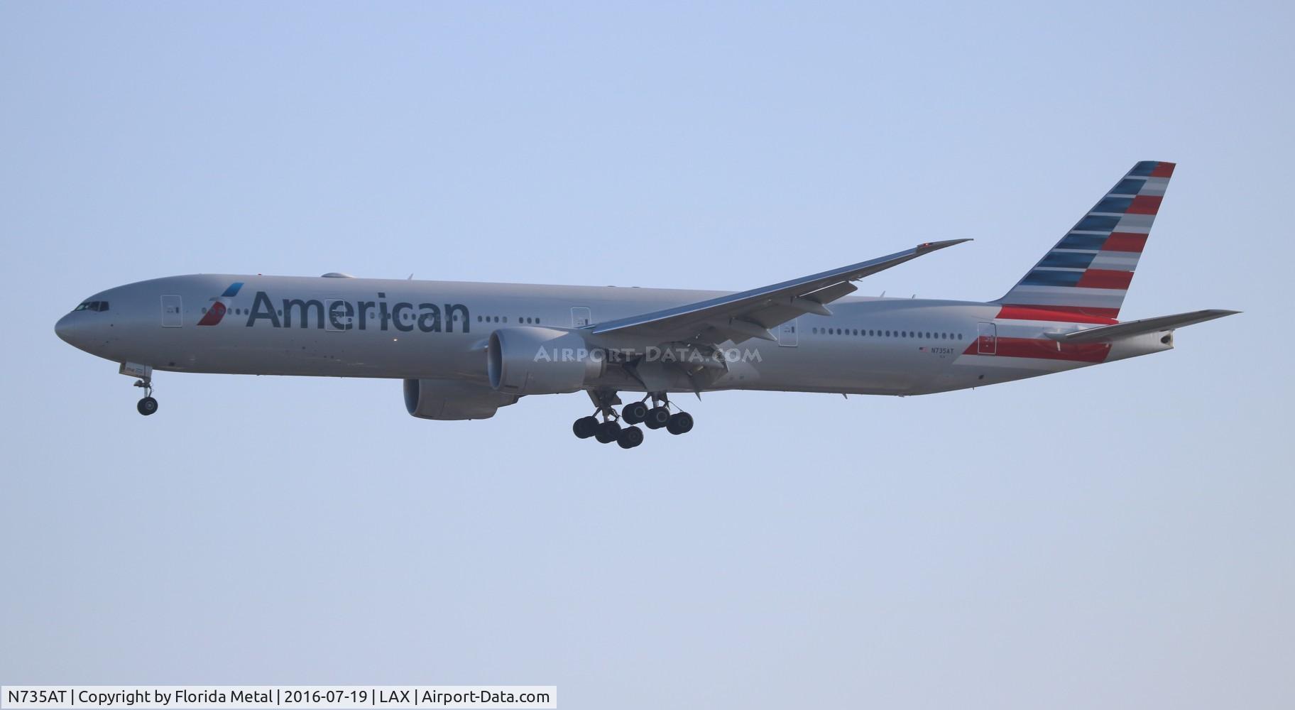 N735AT, 2016 Boeing 777-323/ER C/N 32439, American