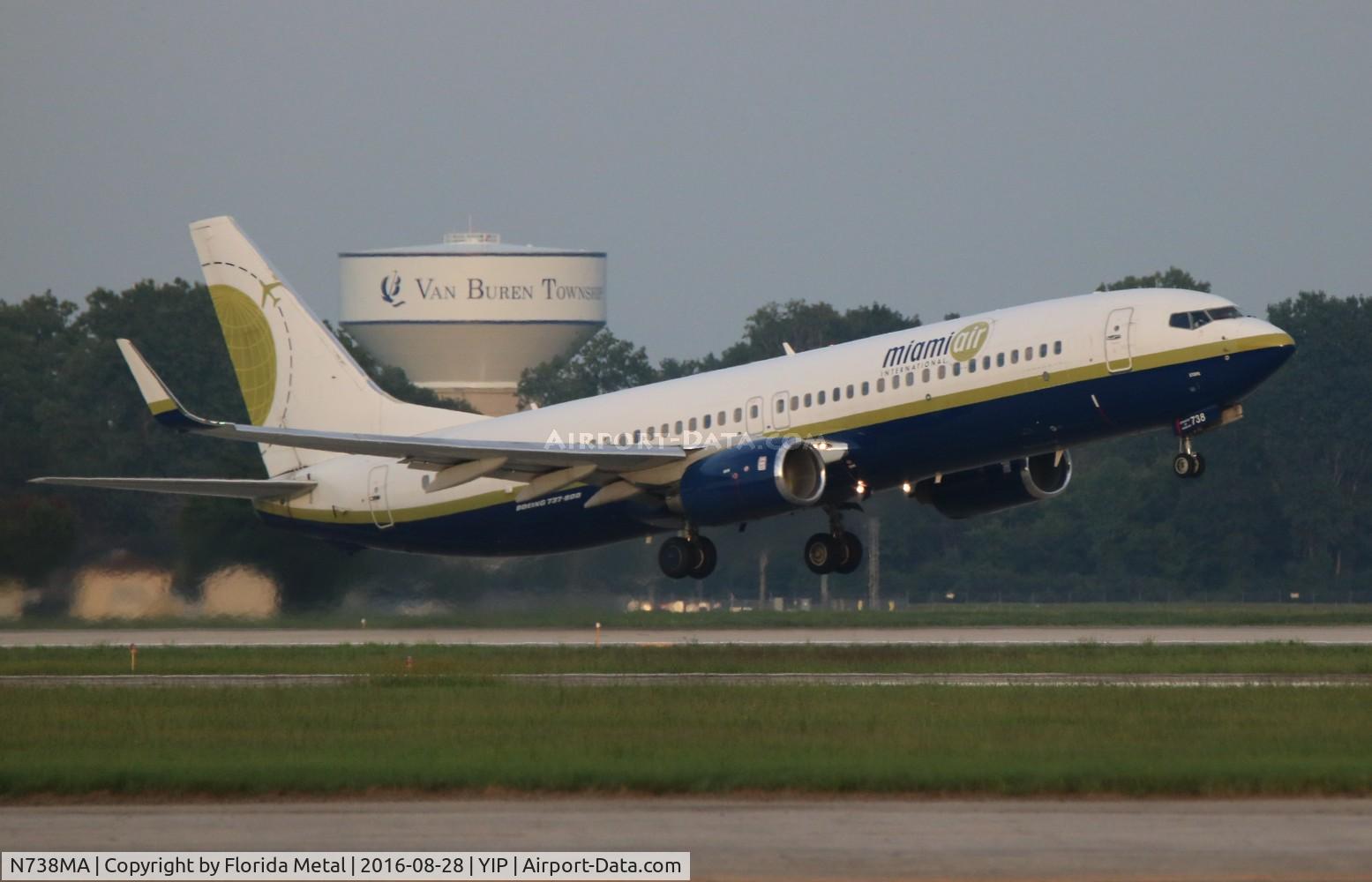 N738MA, 2004 Boeing 737-8Q8 C/N 32799, Miami Air