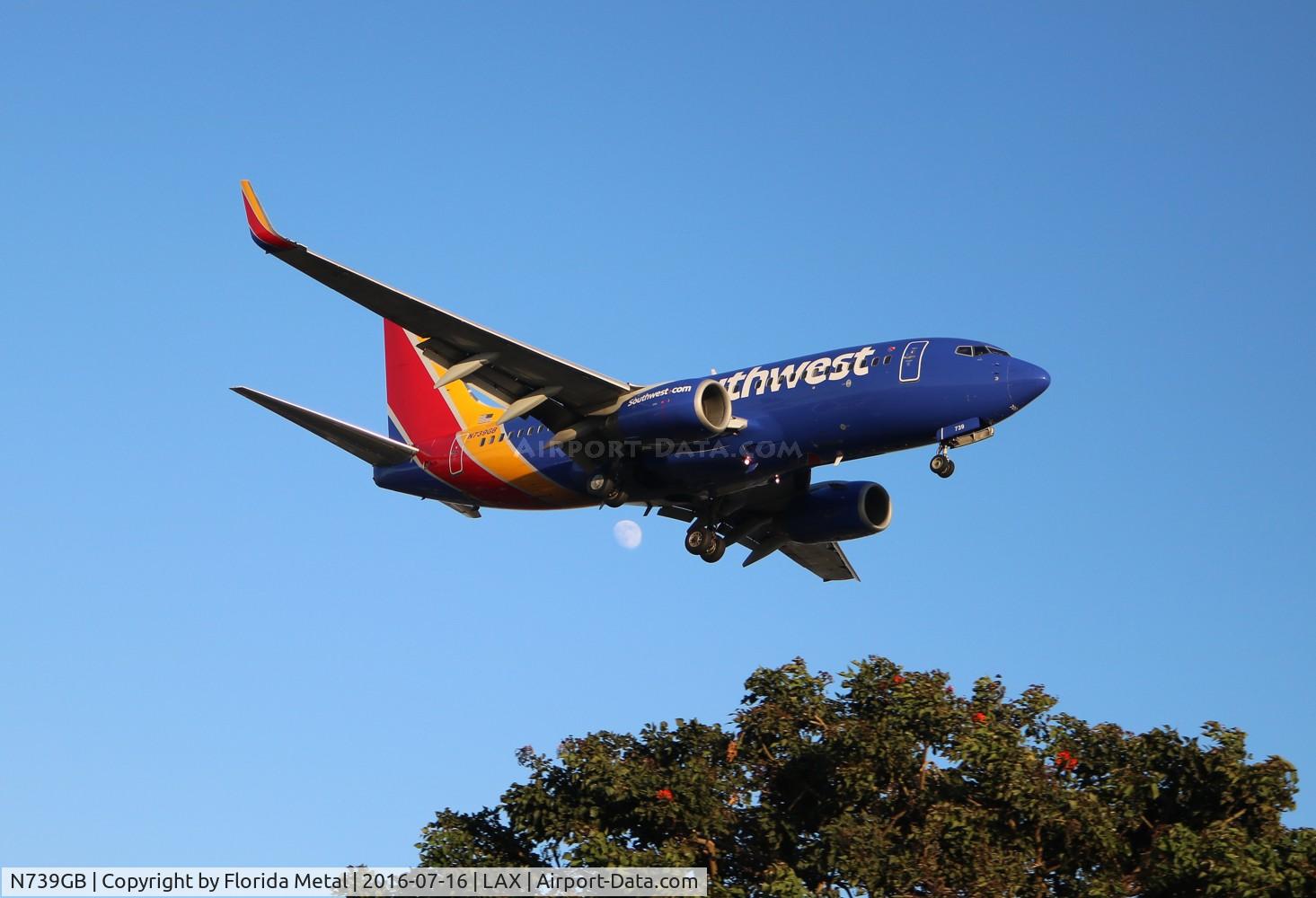N739GB, 1998 Boeing 737-7H4 C/N 29275, Southwest