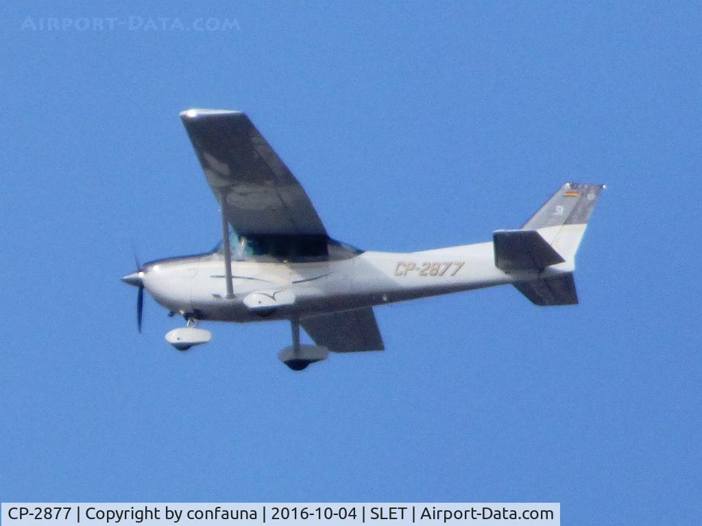 CP-2877, 1980 Cessna R172K Hawk XP C/N R1723418, Leaving at El Trompillo, in 2016 with new paint