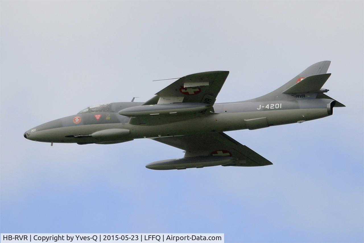 HB-RVR, 1955 Hawker Hunter T.68 C/N 41H-670806, Hawker Hunter T.68, On display, La Ferté-Alais airfield (LFFQ) Airshow 2015