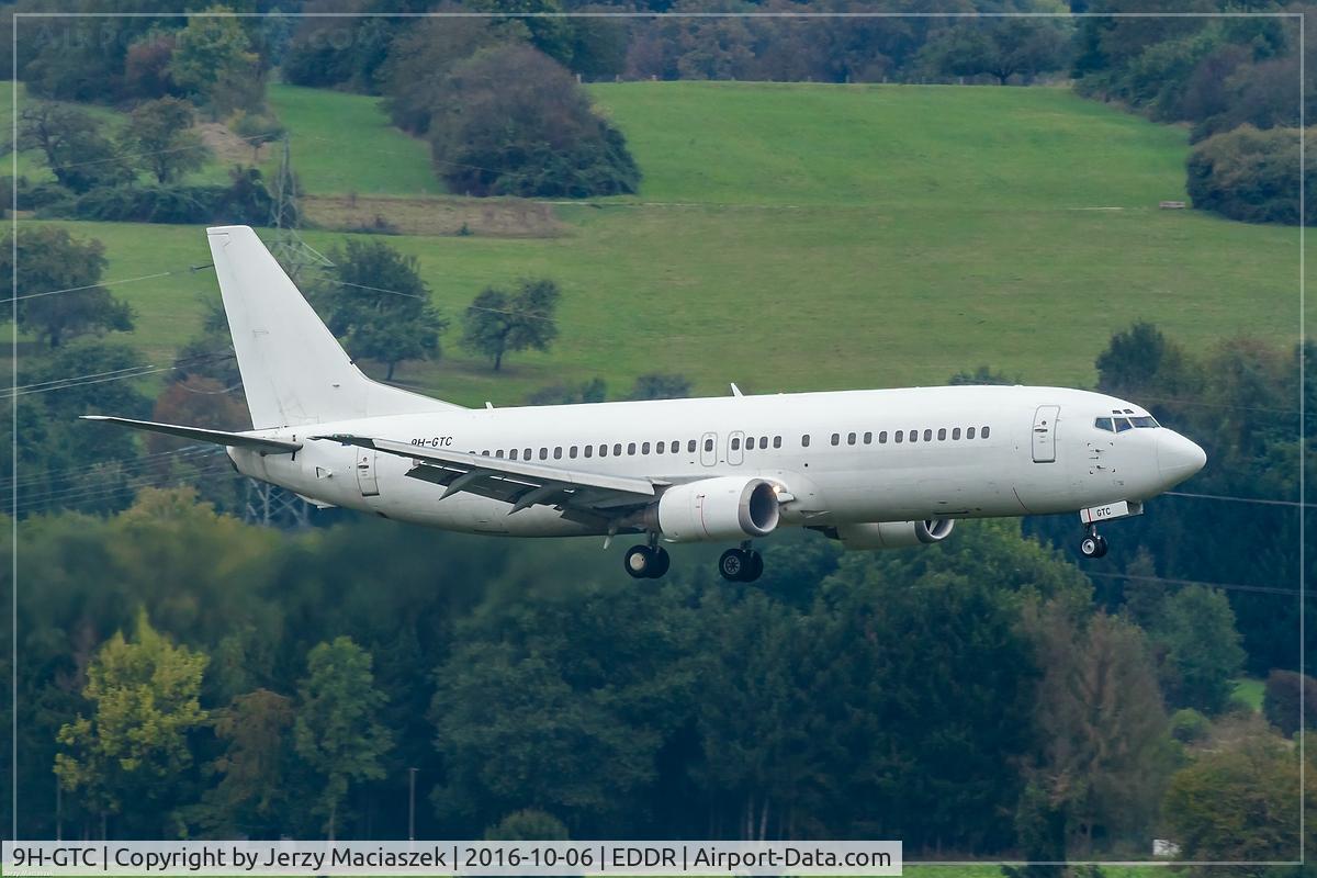 9H-GTC, 1992 Boeing 737-430 C/N 27001, Boeing 737-430