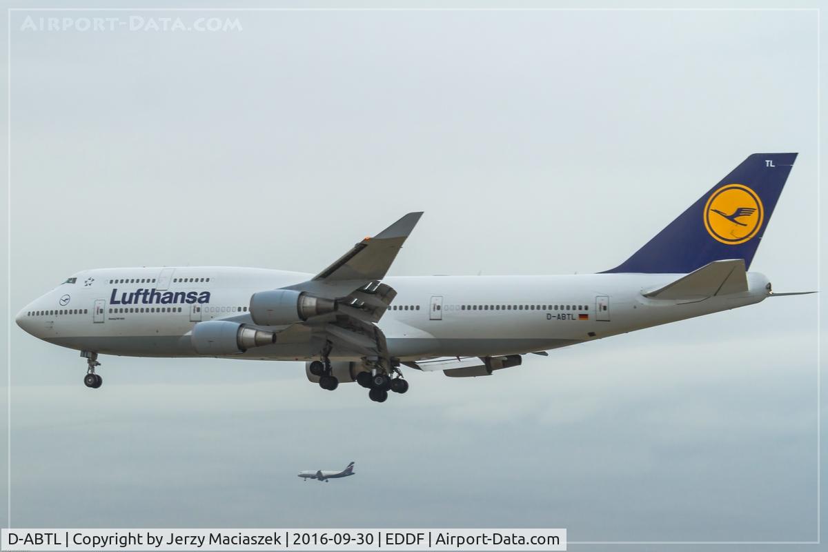 D-ABTL, 2002 Boeing 747-430 C/N 29872, Boeing 747-430