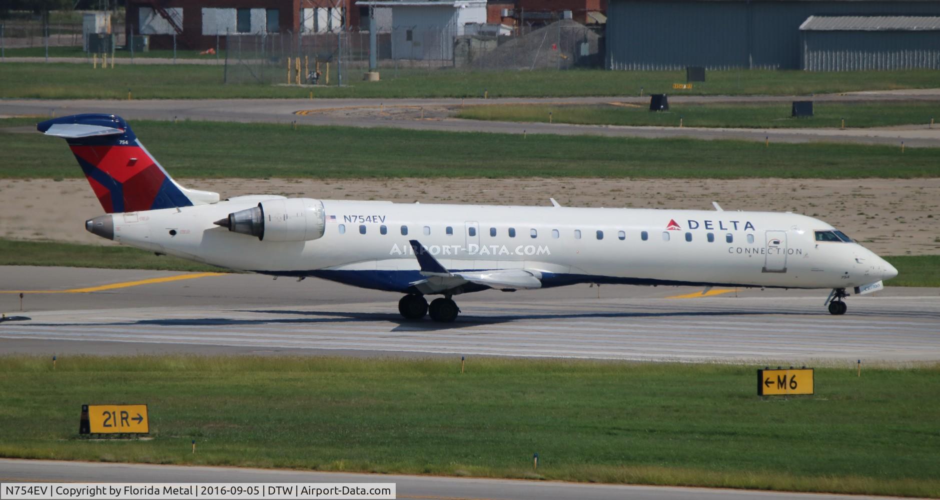 N754EV, 2004 Bombardier CRJ-701 (CL-600-2C10) Regional Jet C/N 10173, Delta Connection