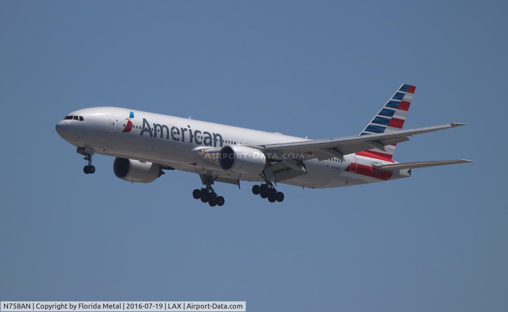 N758AN, 2001 Boeing 777-223 C/N 32637, American