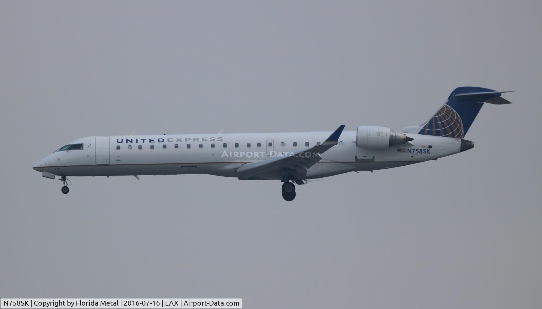 N758SK, 2005 Bombardier CRJ-701ER (CL-600-2C10) Regional Jet C/N 10222, United Express