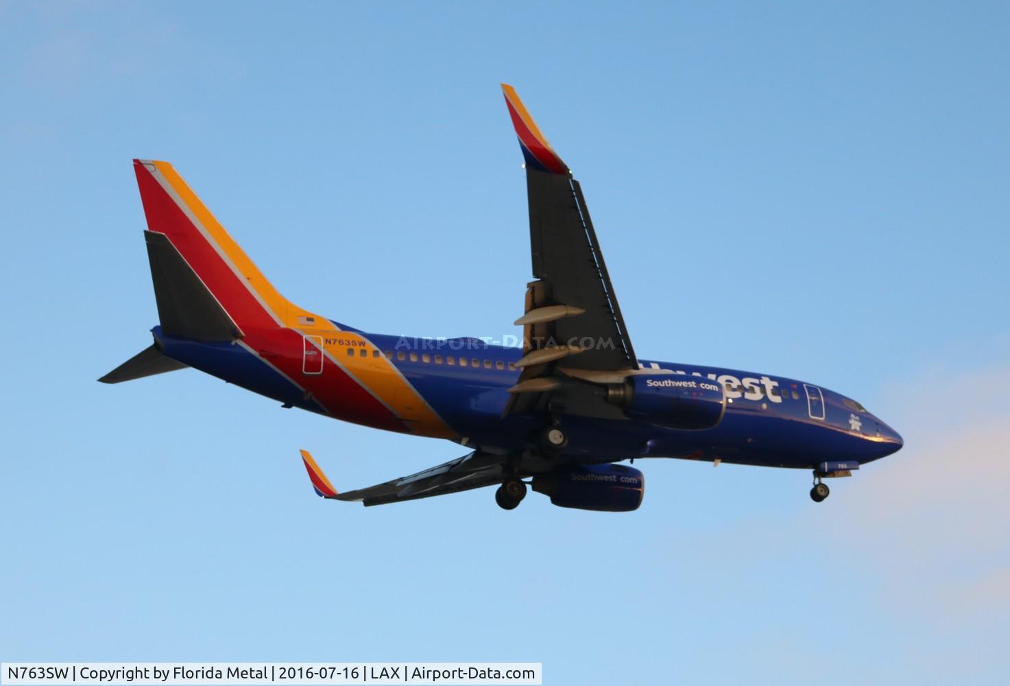 N763SW, 2000 Boeing 737-7H4 C/N 27877, Southwest