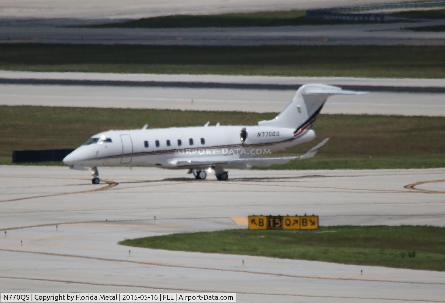 N770QS, 2015 Bombardier Challenger 300 (BD-100-1A10) C/N 20543, Net Jets